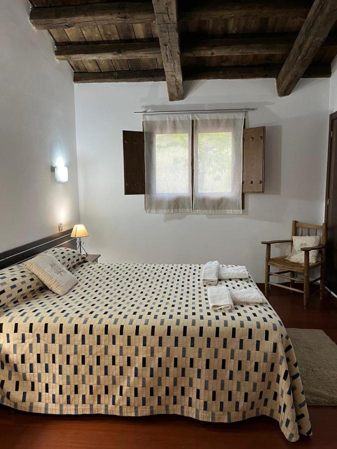 Apartamentos Rurales En Plena Sierra Ла-Калера Экстерьер фото
